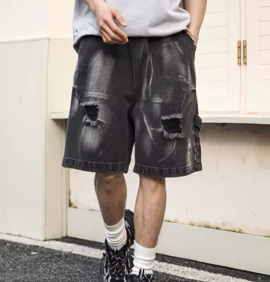 RIPPED OVERSIZED JORTS