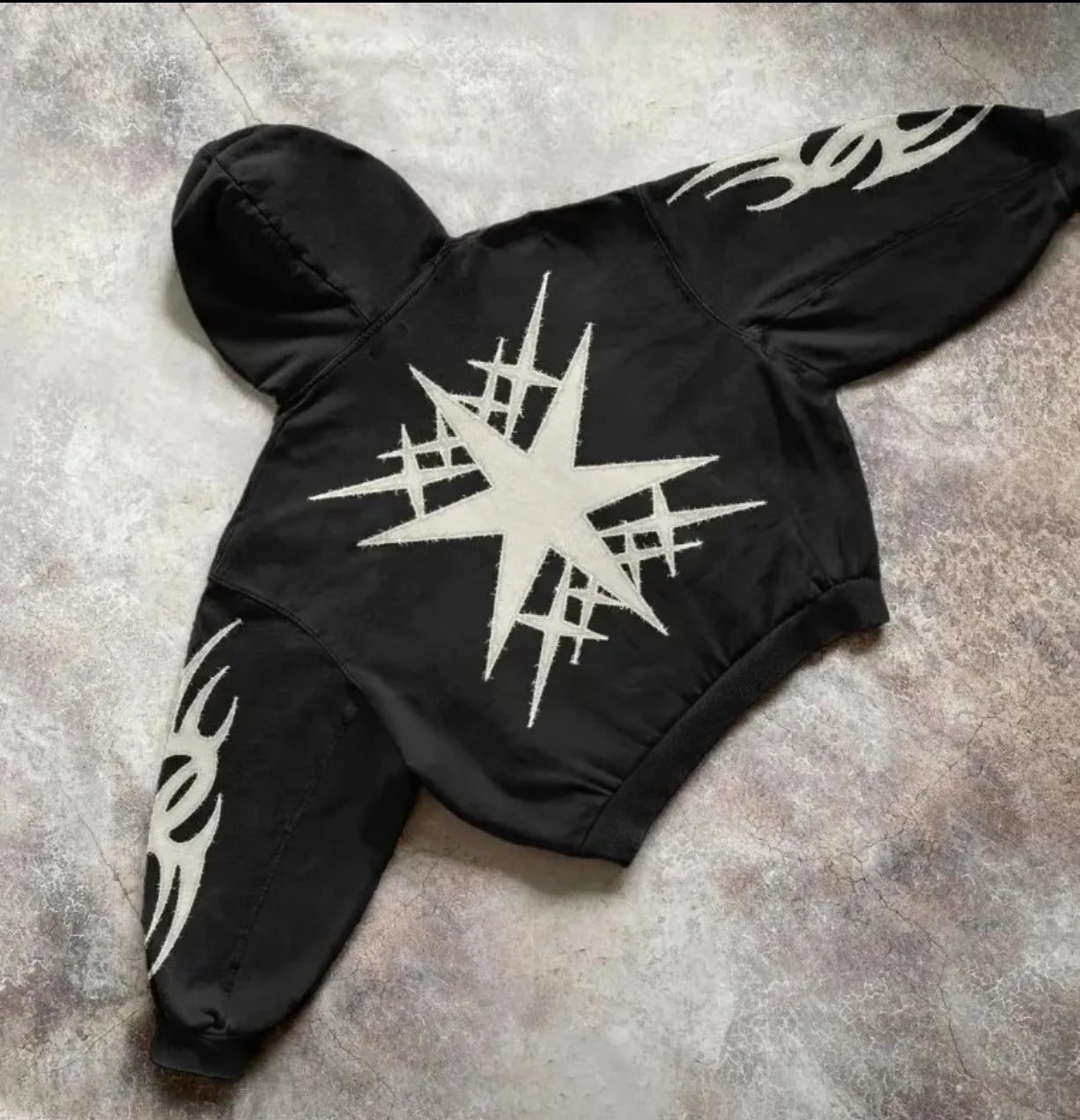 BLACK STARBURST HOODIE