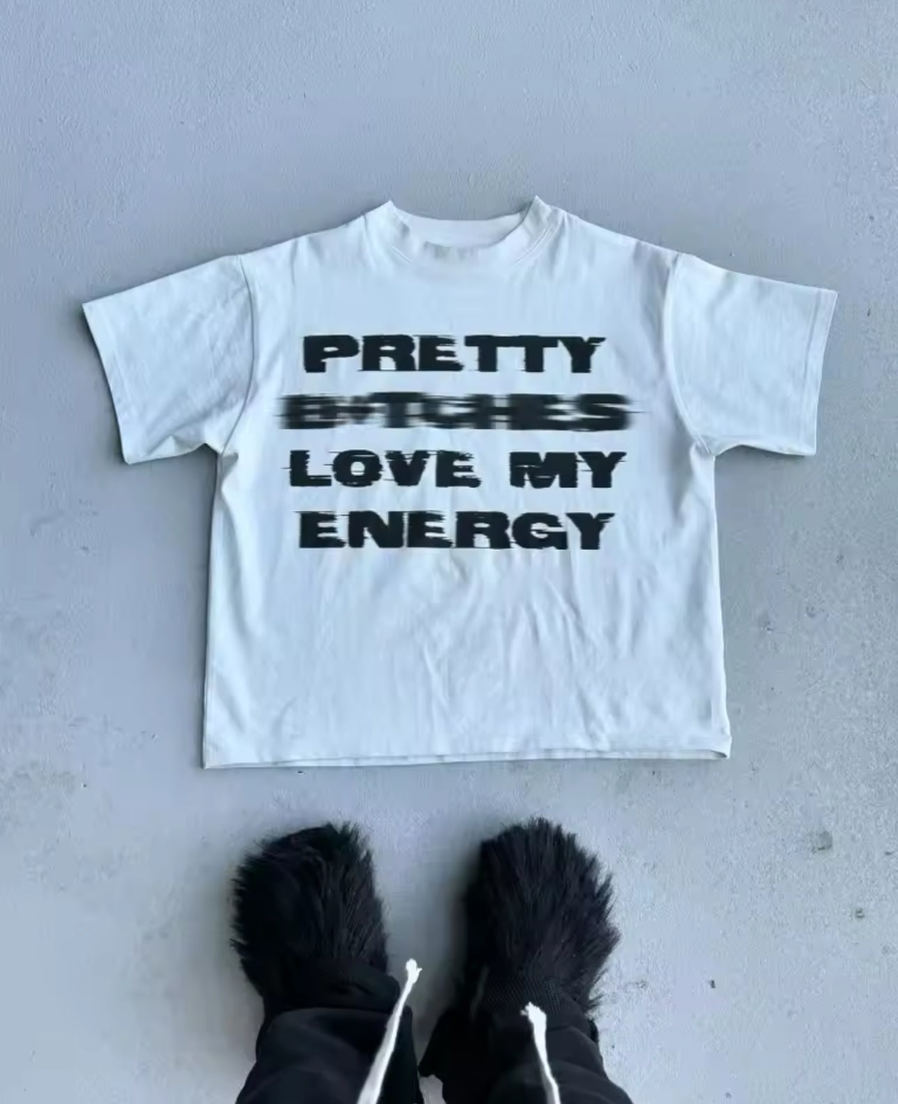 PRETTY B*TCHES TSHIRT