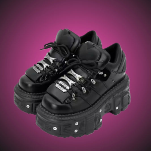 CHUNKY BLACK AND SILVER TRAINERS